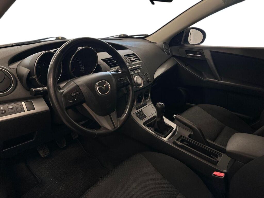 Mazda Mazda3 2010 Musta