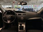 Mazda Mazda3 2010 Musta