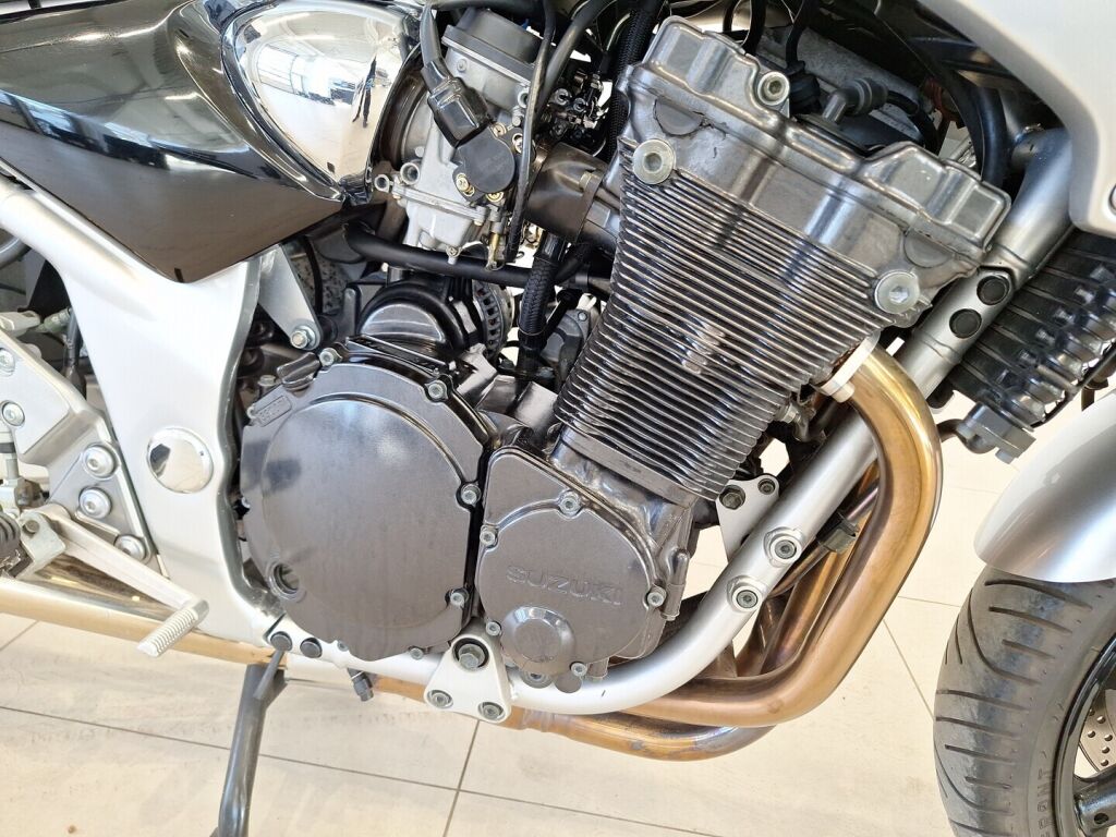 Suzuki GSF 2003 Harmaa