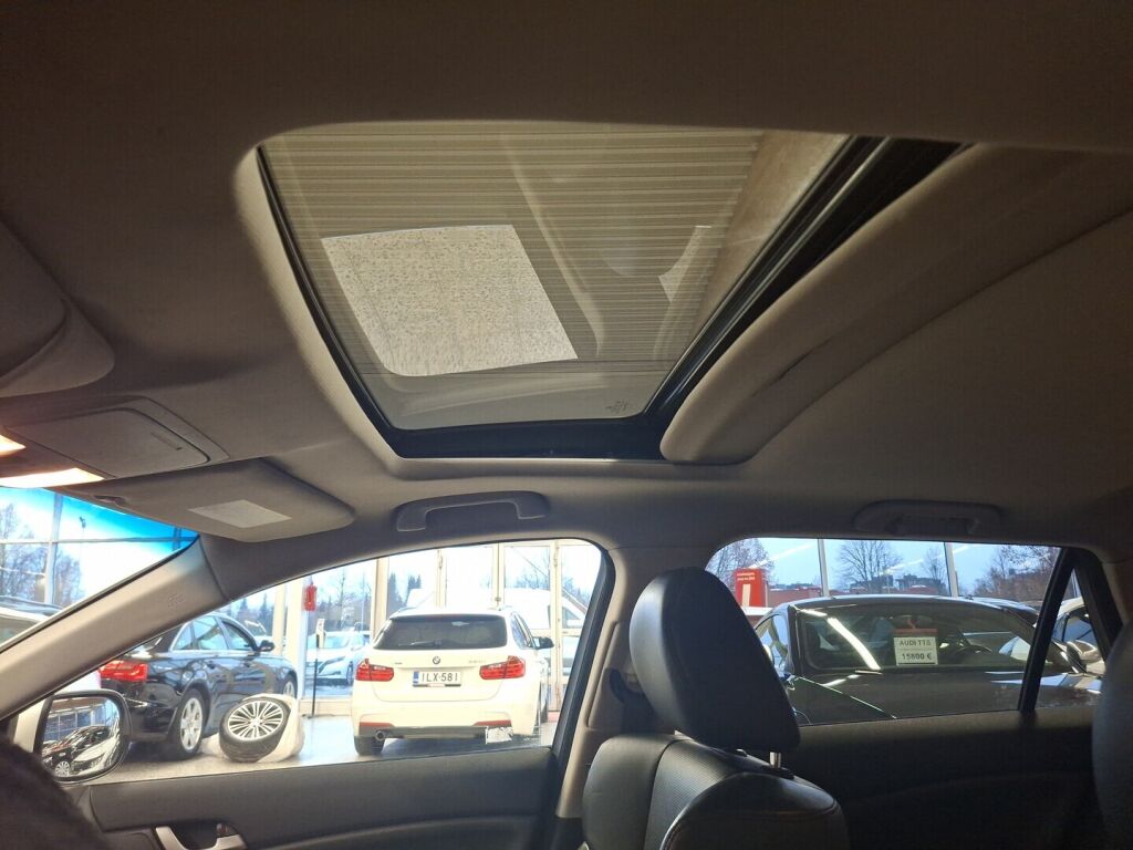 Honda Accord 2009 Valkoinen