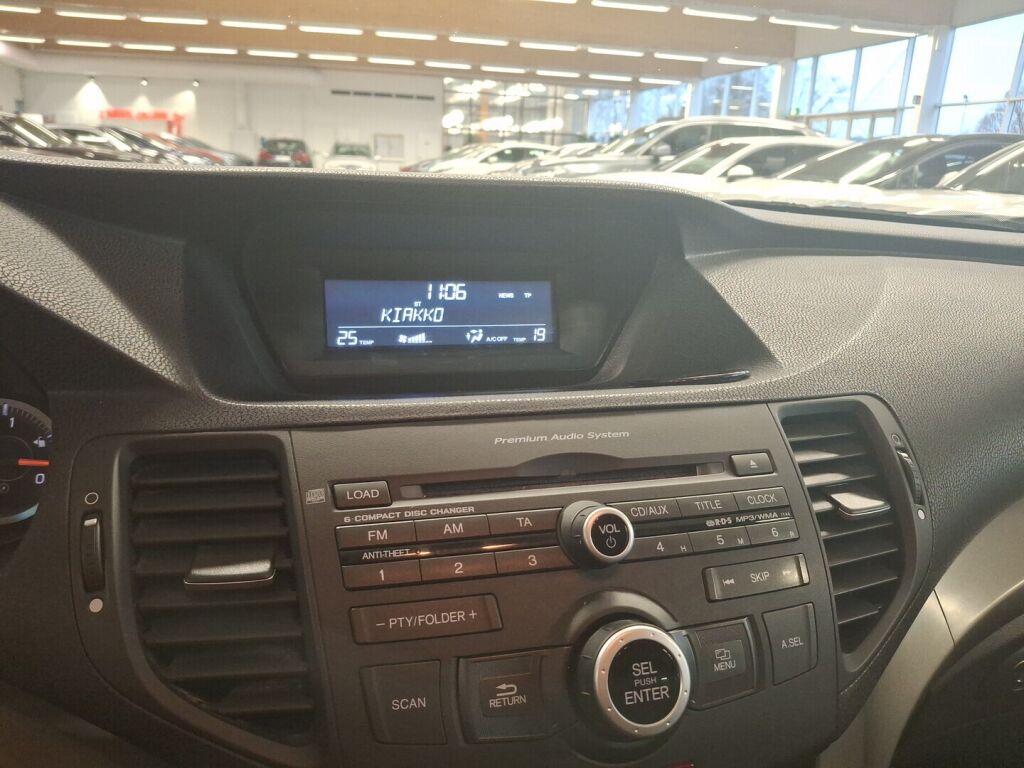 Honda Accord 2009 Valkoinen