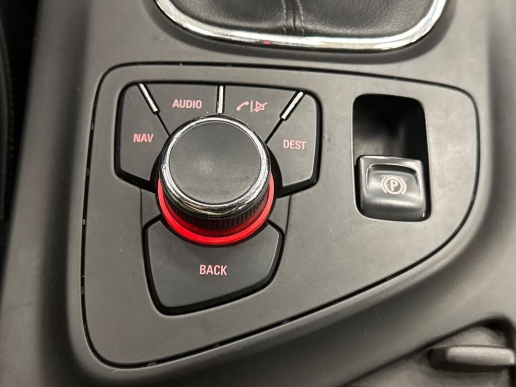 Opel Insignia 2009 Harmaa