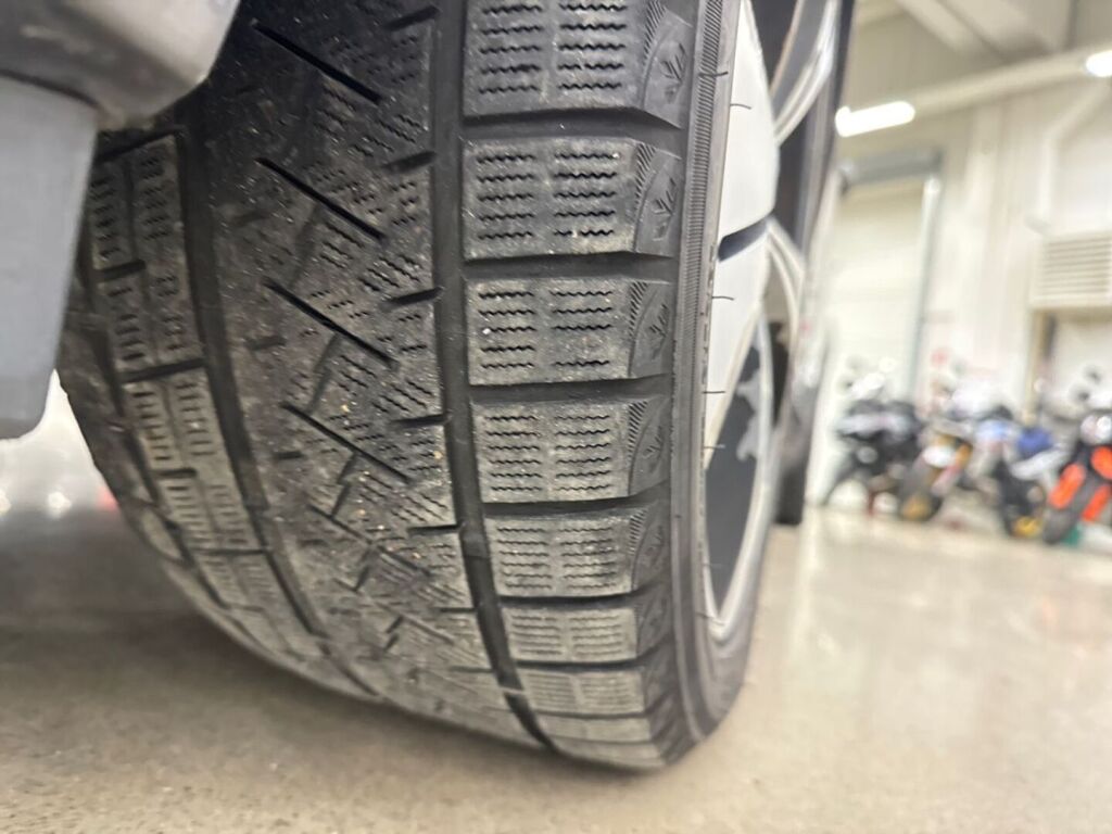 Opel Insignia 2009 Harmaa