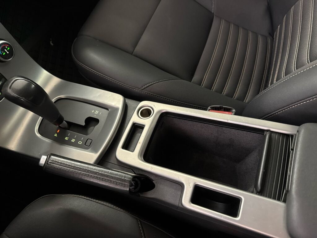 Volvo V50 2009 Harmaa