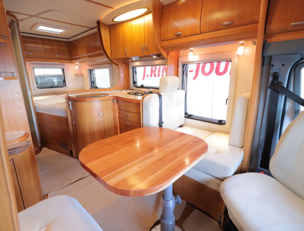 Hobby T 600 FC 2009 Valkoinen