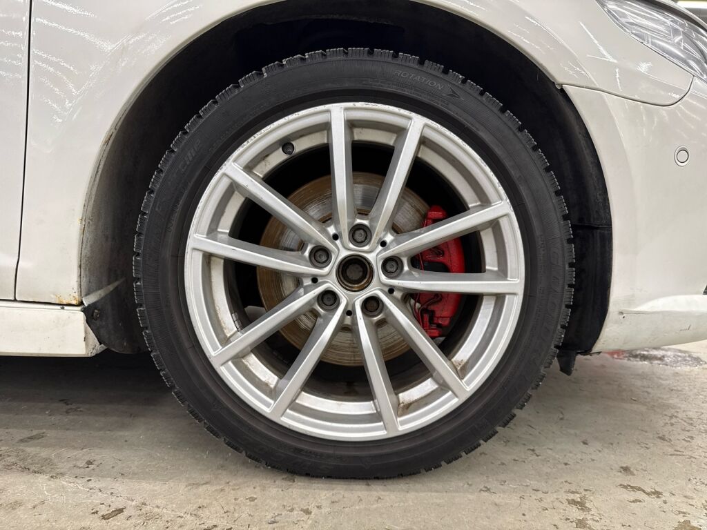 Volkswagen Passat CC 2009 Valkoinen