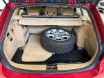 BMW 320 2009 Punainen