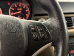 BMW 320 2009 Punainen