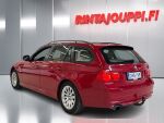 BMW 320 2009 Punainen