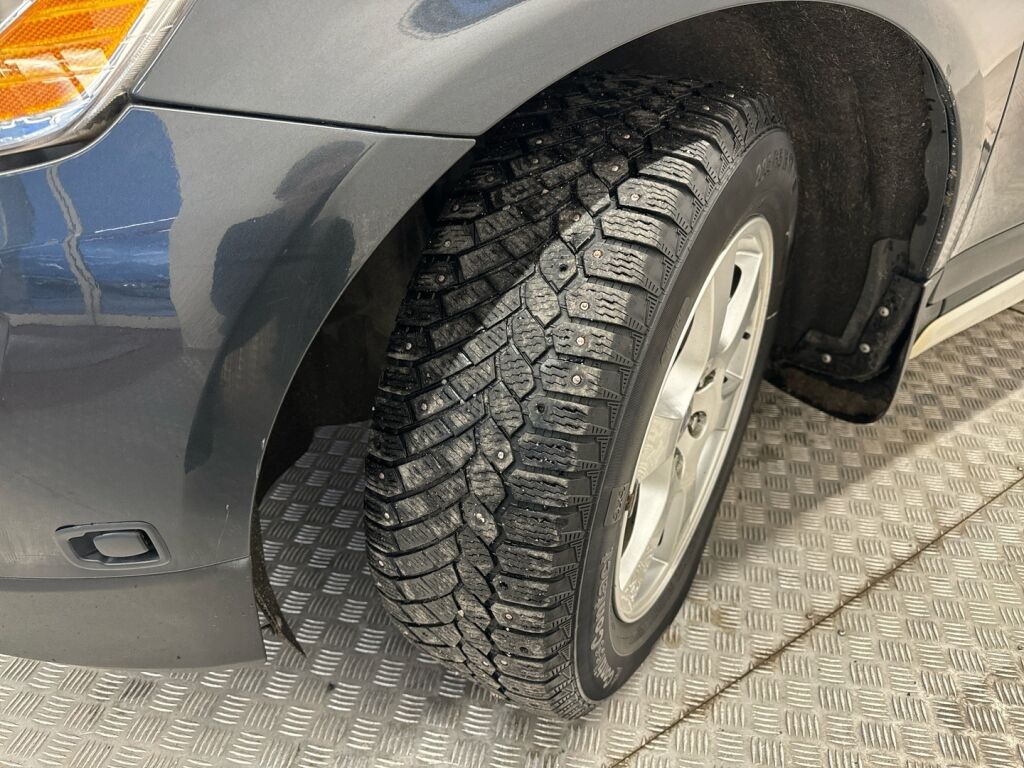 Volvo XC60 2009 Harmaa