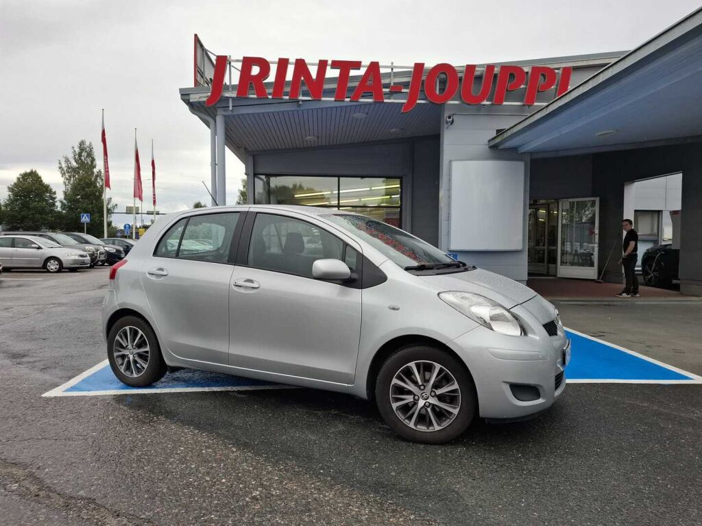 Toyota Yaris 2009 Hopea