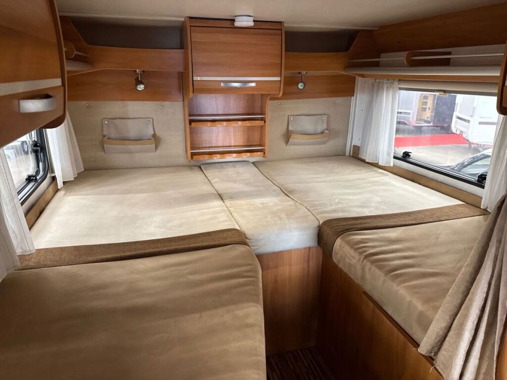 Hymer EXSIS-i 572 2009 Harmaa