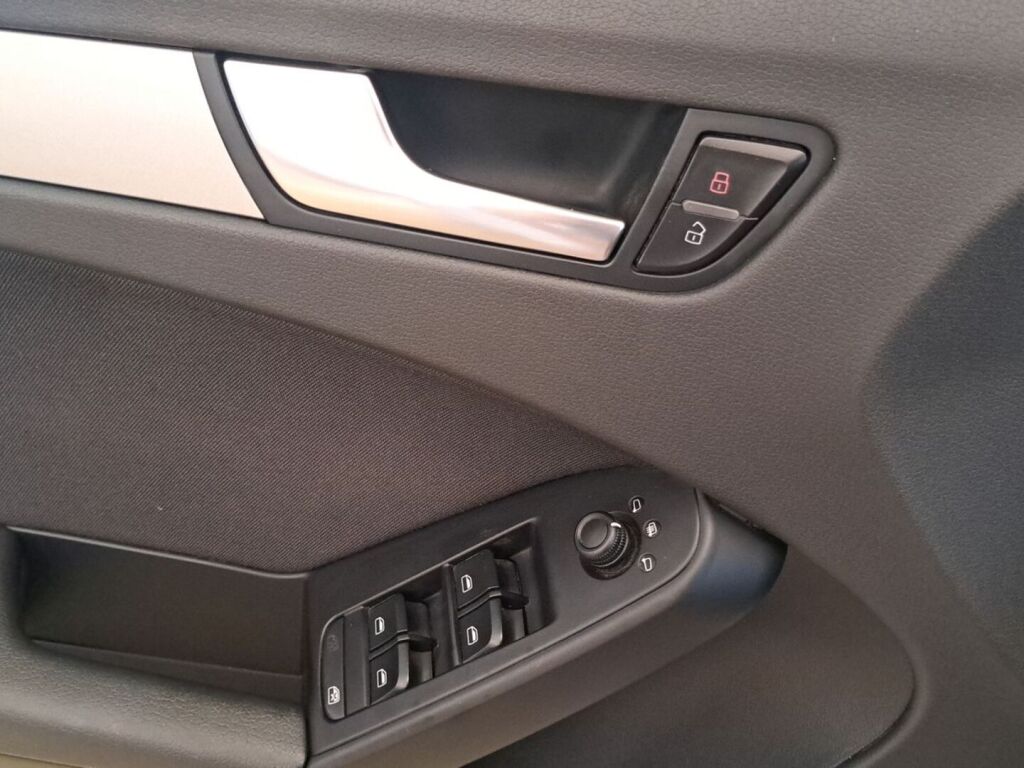 Audi A4 2009 Valkoinen