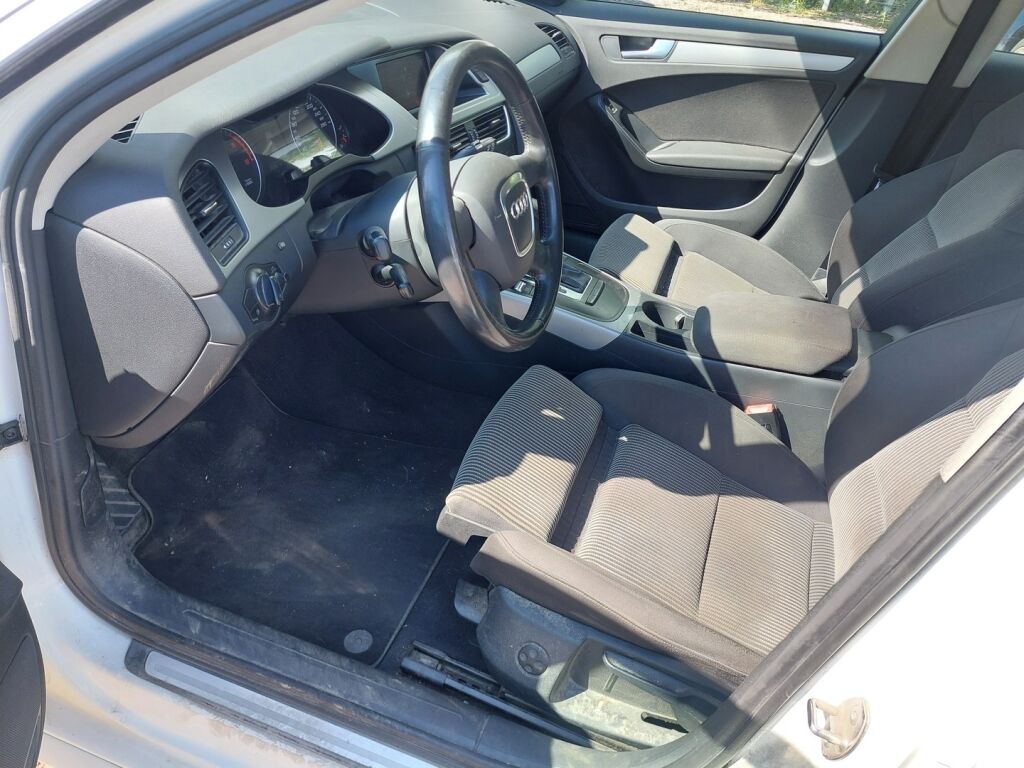 Audi A4 2009 Valkoinen