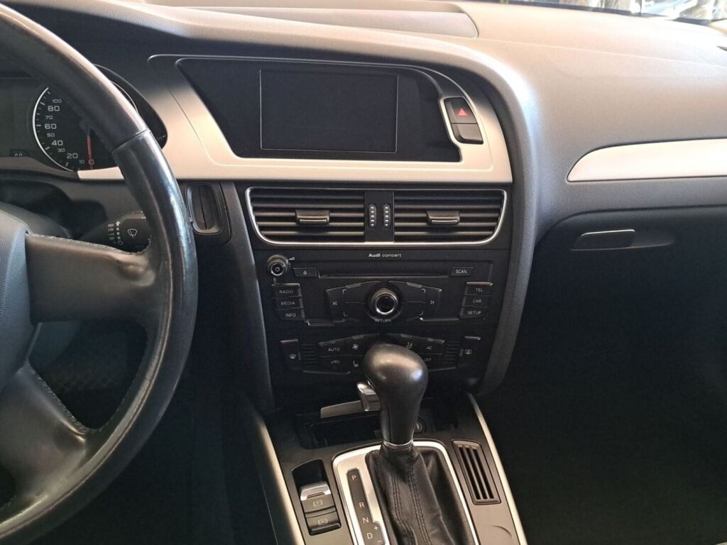 Audi A4 2009 Valkoinen