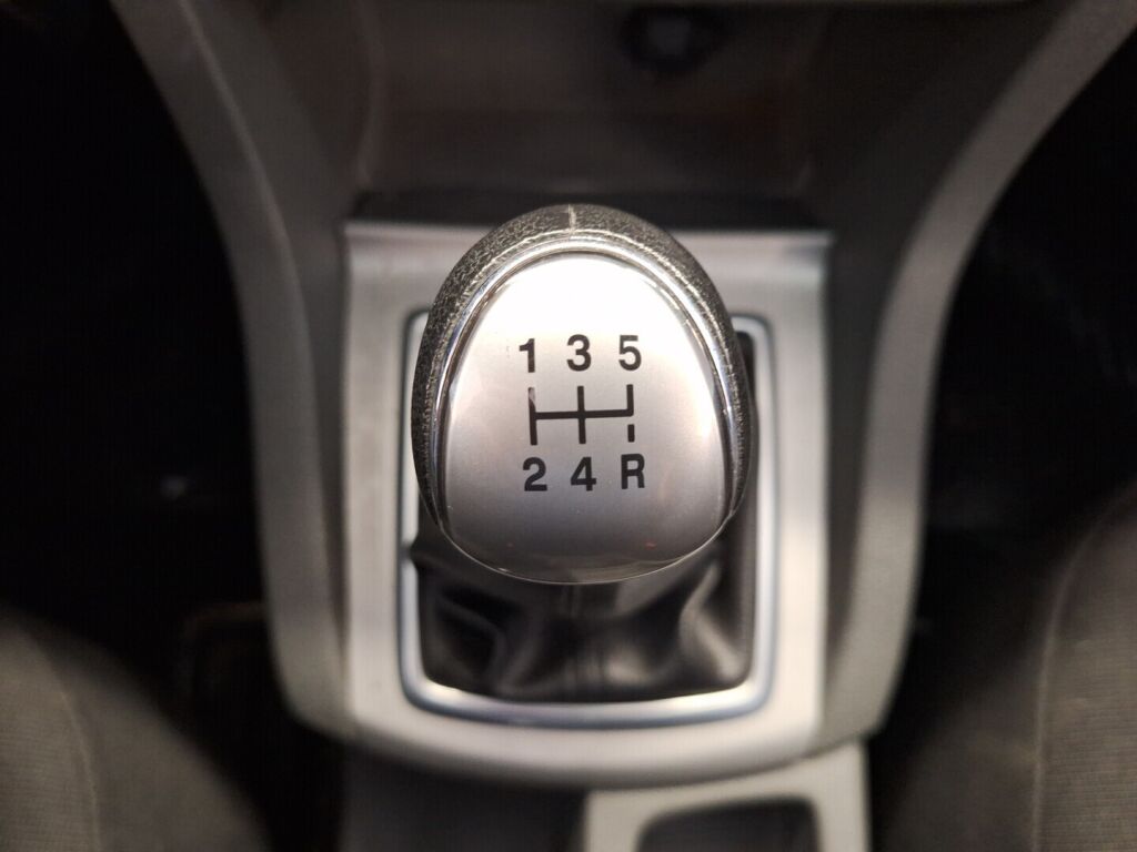 Ford Focus 2009 Harmaa