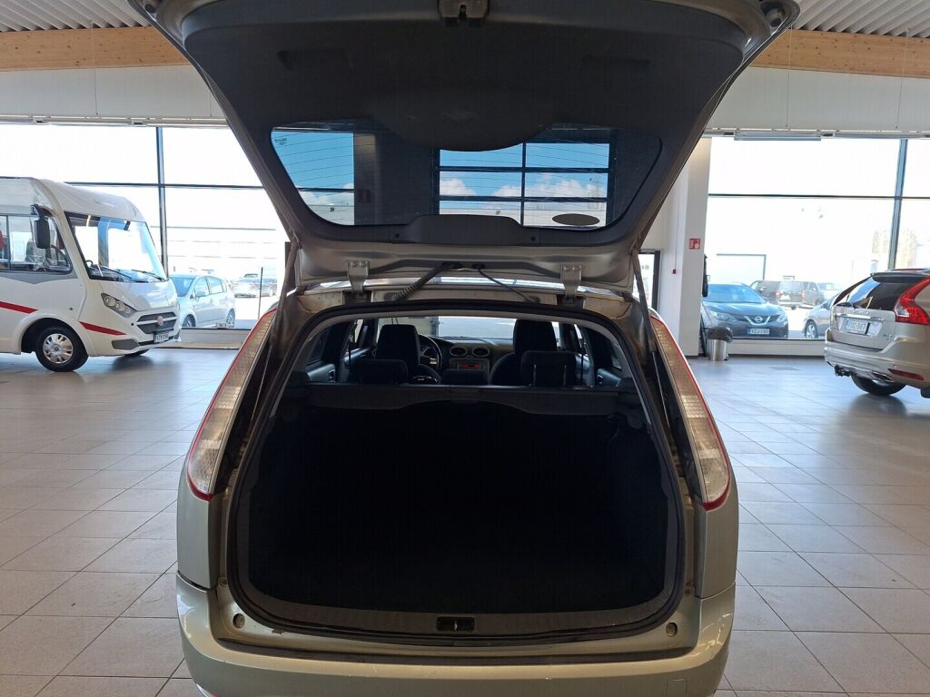 Ford Focus 2009 Harmaa