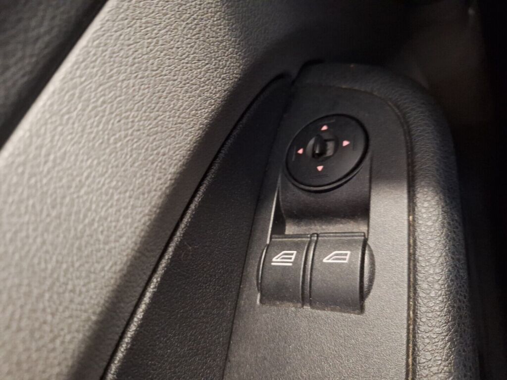 Ford Focus 2009 Harmaa