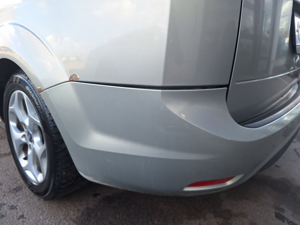 Ford Focus 2009 Harmaa