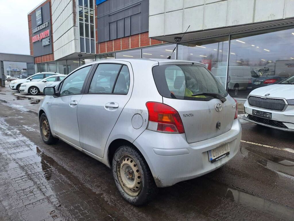 Toyota Yaris 2009 Hopea