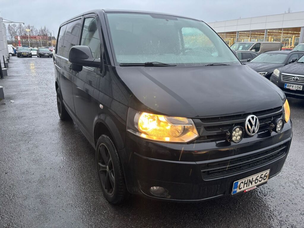 Volkswagen Transporter 2010 Musta