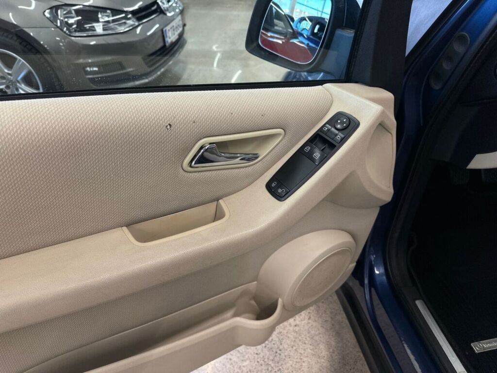 Mercedes-Benz A 2010 Sininen