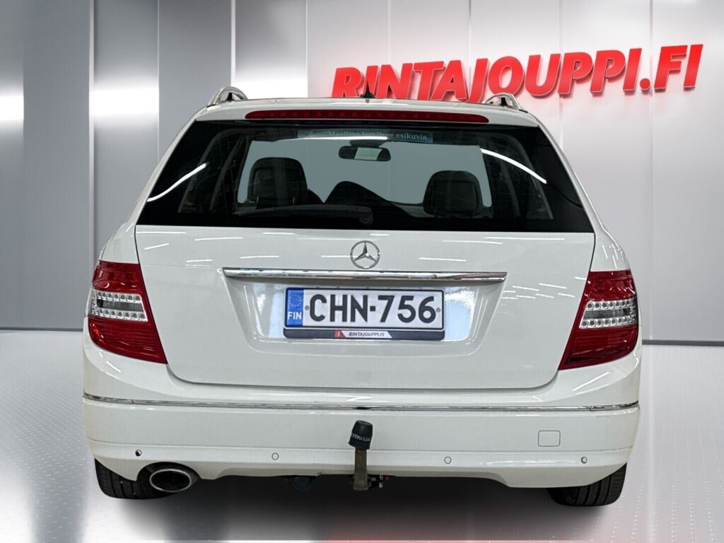 Mercedes-Benz C 2010 Valkoinen