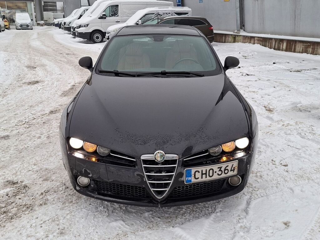 Alfa Romeo 159 2010 Musta