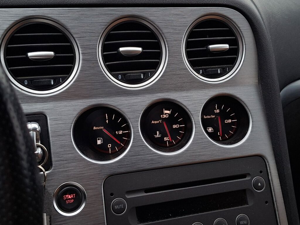 Alfa Romeo 159 2010 Musta