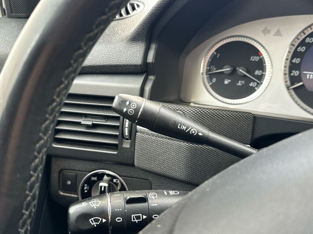 Mercedes-Benz GLK 2010 Harmaa