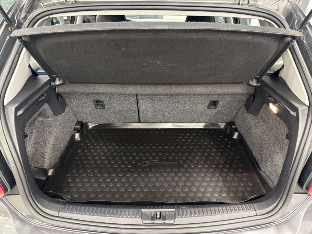 Volkswagen Polo 2010 Harmaa