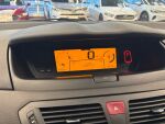 Citroen C4 Picasso 2010 Punainen