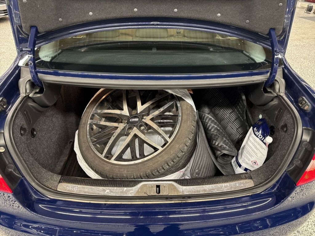 Skoda Superb 2010 Sininen