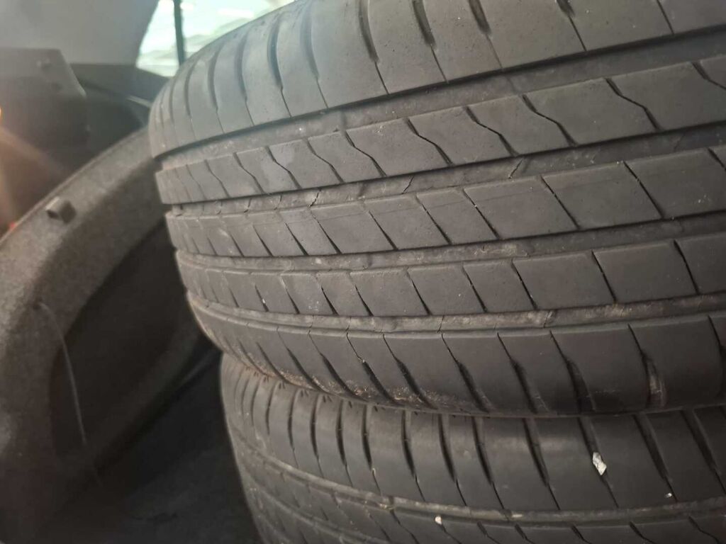 Toyota Auris 2010 Sininen