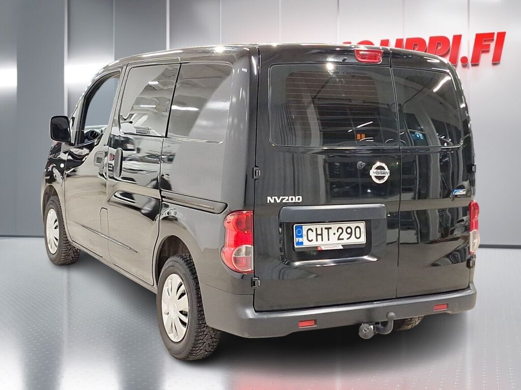 Nissan NV200 2011 Musta