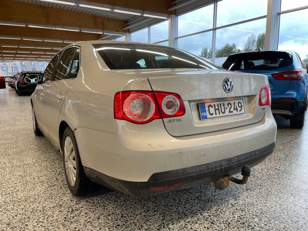 Volkswagen Jetta 2010 Hopea