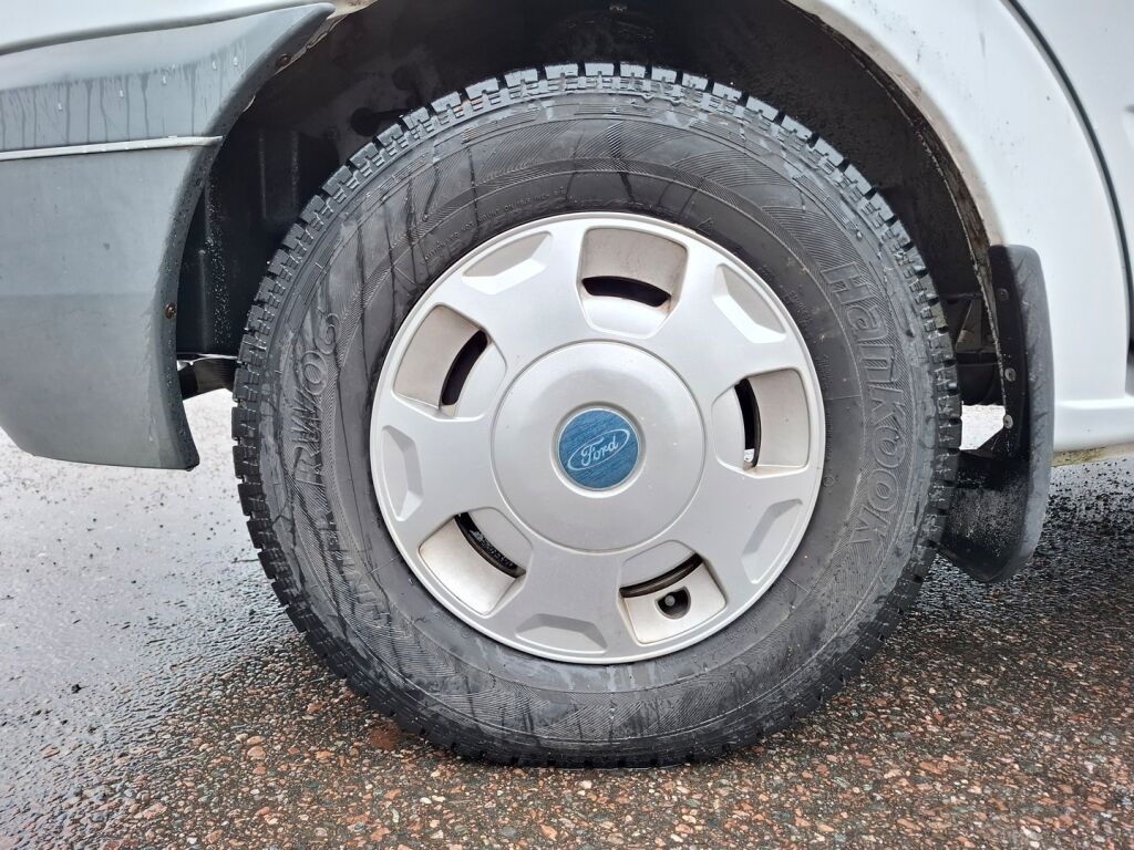 Sunlight T66 2010 Valkoinen