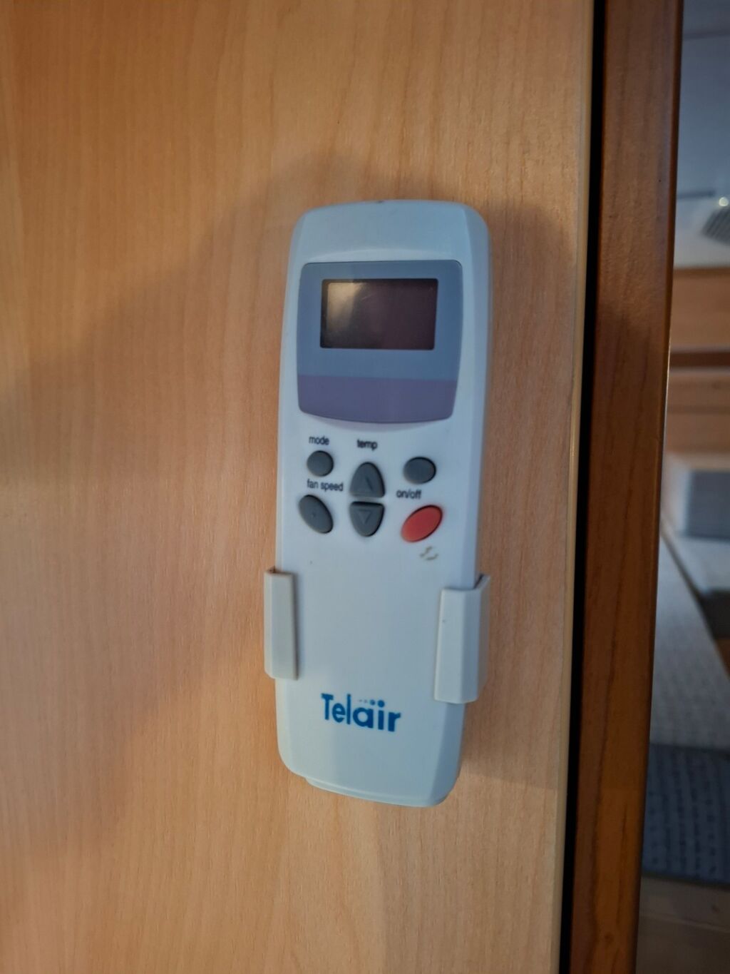 Sunlight T66 2010 Valkoinen