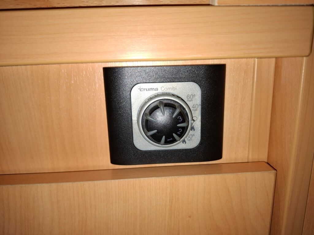 Sunlight T66 2010 Valkoinen