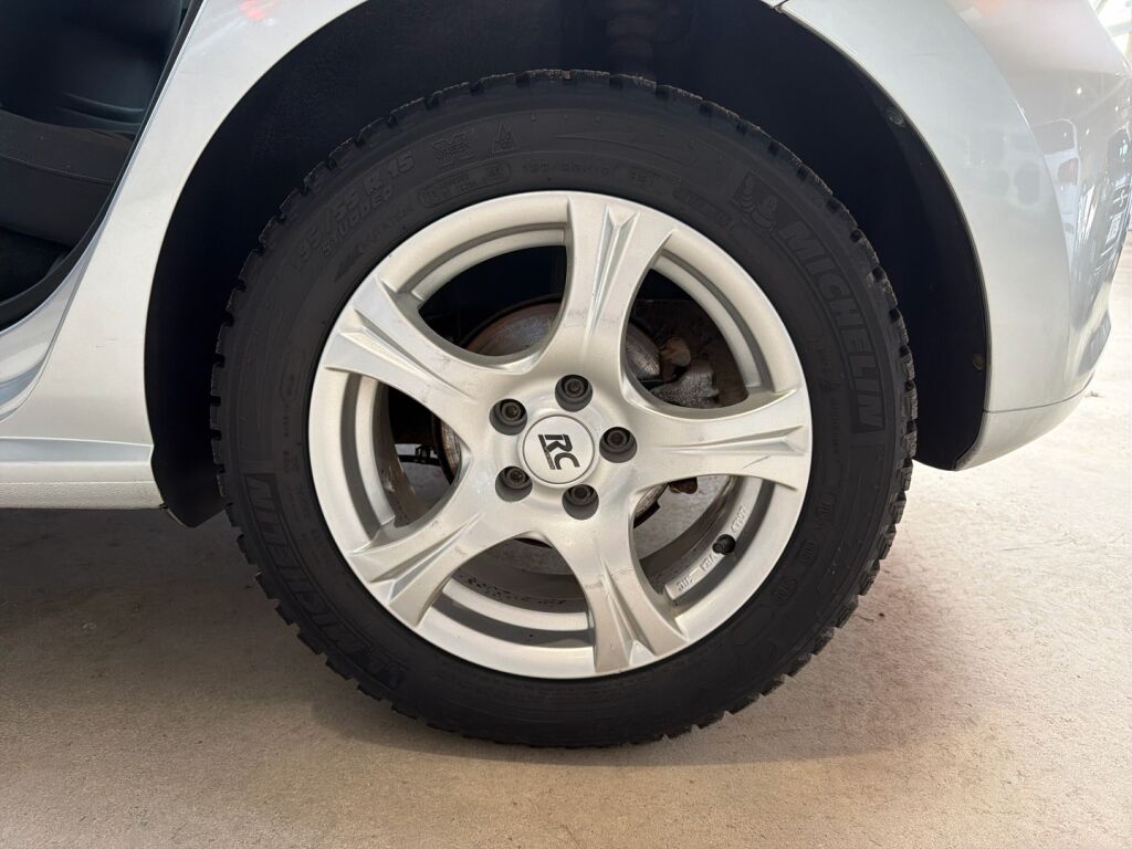 Volkswagen Polo 2011 Harmaa