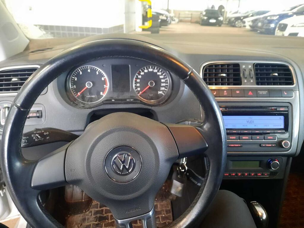 Volkswagen Polo 2011 Harmaa