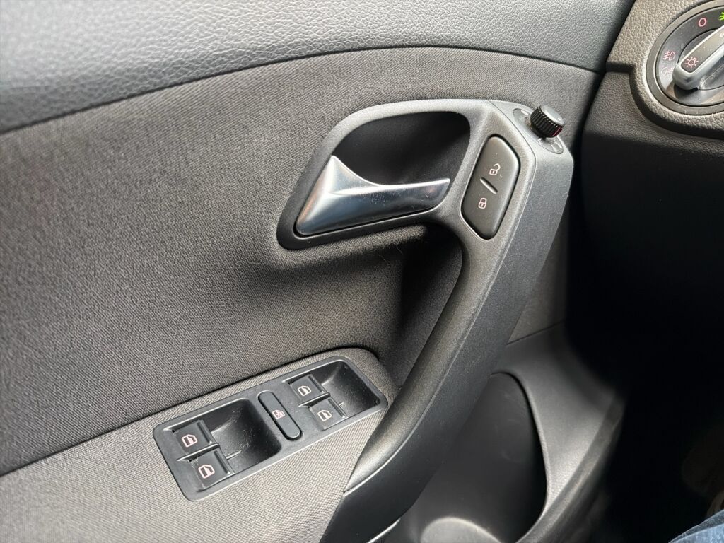 Volkswagen Polo 2011 Harmaa