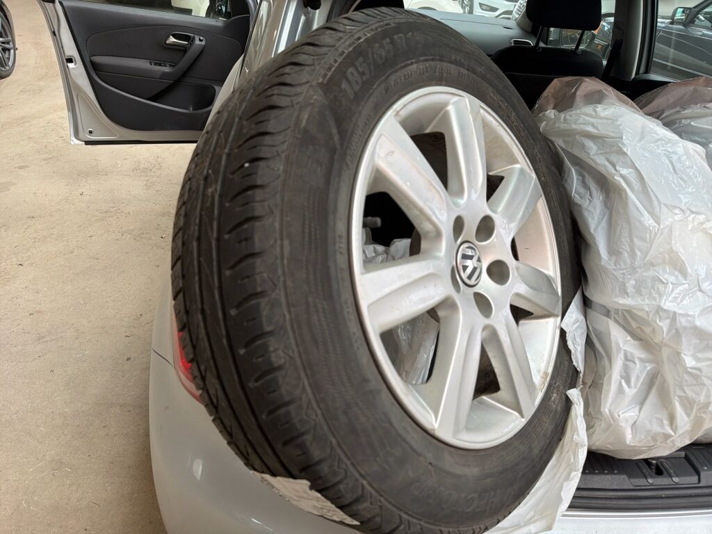 Volkswagen Polo 2011 Harmaa