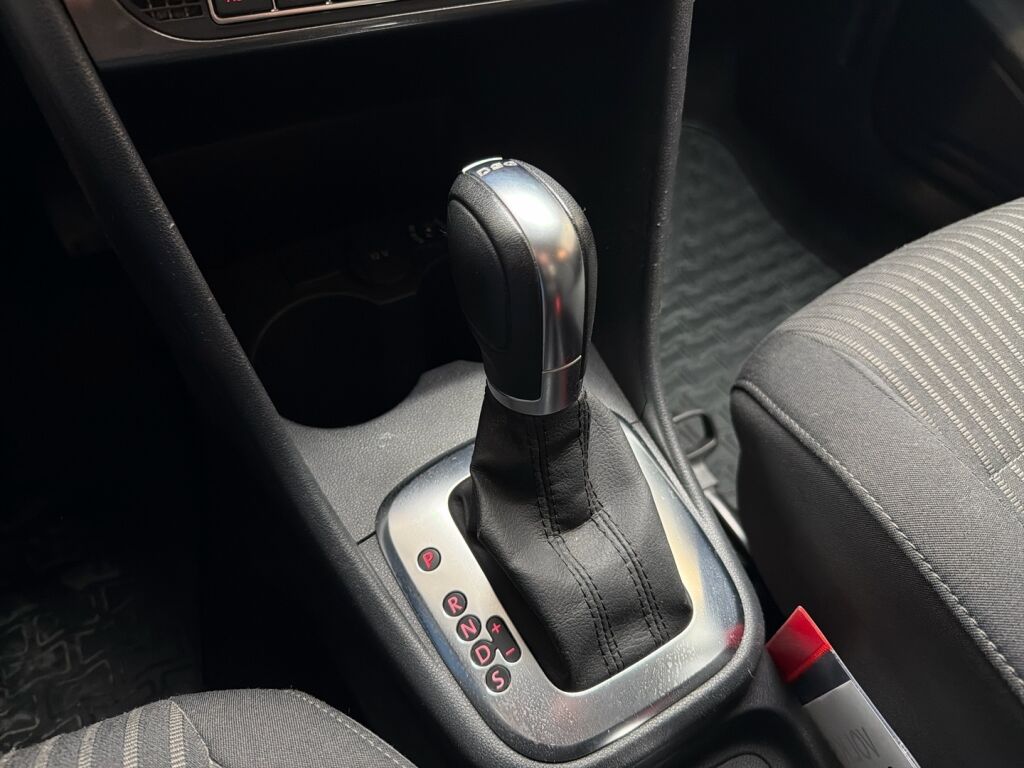 Volkswagen Polo 2011 Harmaa