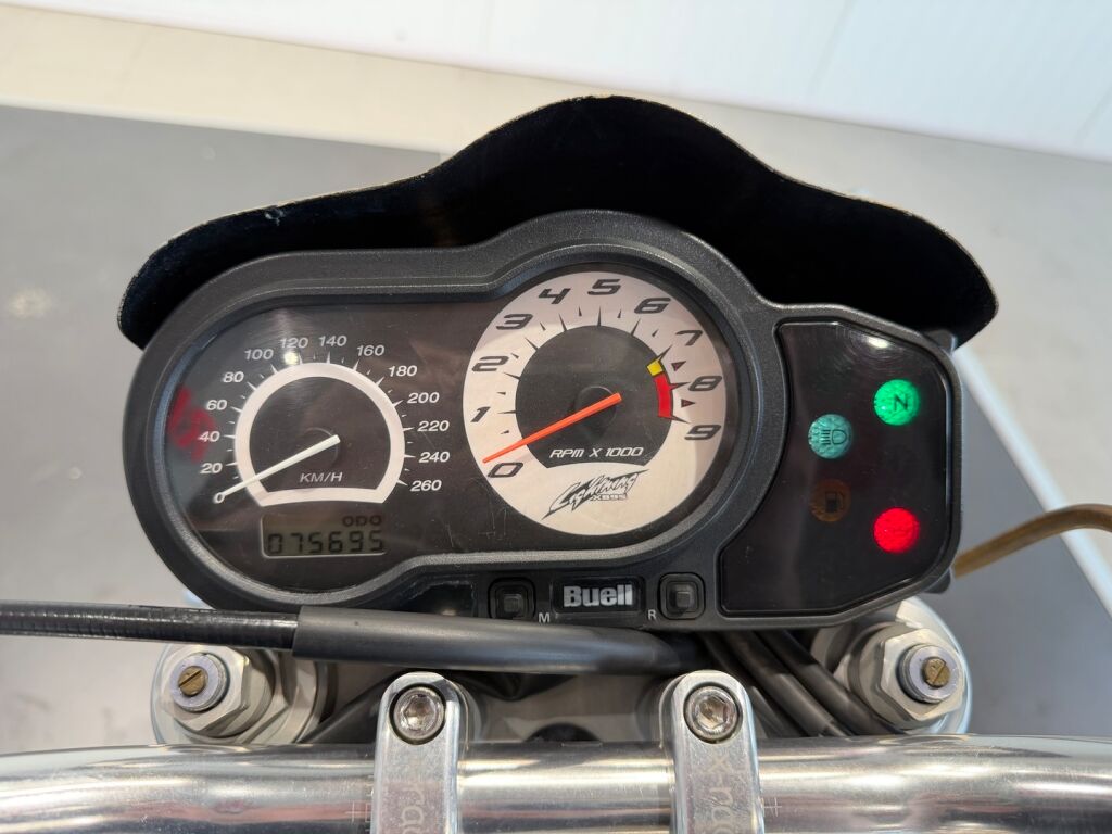 Buell XB9S-SX12J/985 2003 Punainen