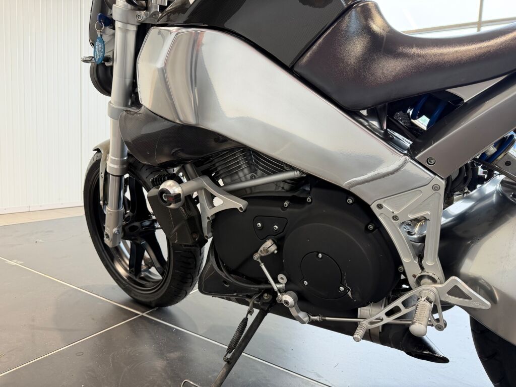 Buell XB9S-SX12J/985 2003 Punainen