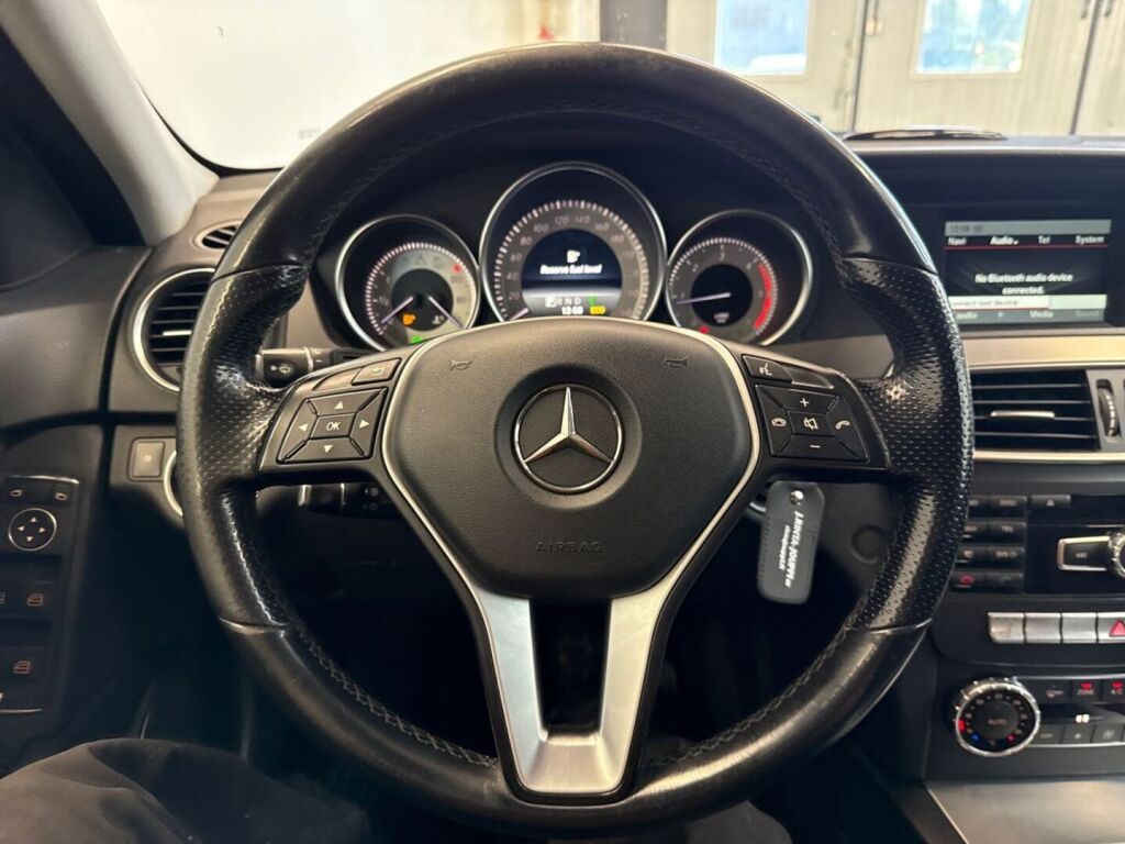 Mercedes-Benz C 2014 Harmaa