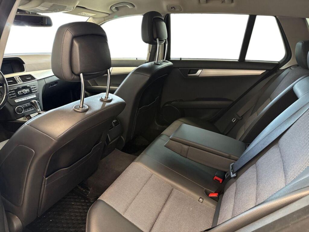 Mercedes-Benz C 2014 Harmaa
