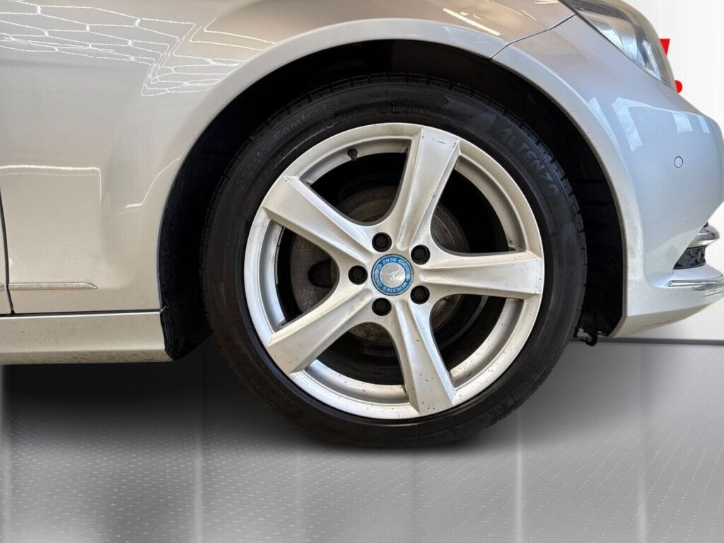 Mercedes-Benz C 2014 Harmaa
