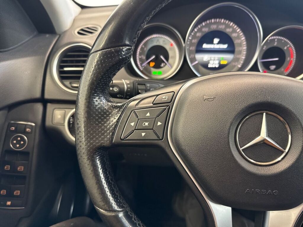 Mercedes-Benz C 2014 Harmaa